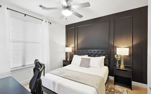 Lux 1B1B with Pool Near Legacy West