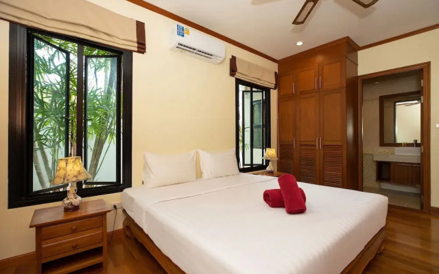 Balinese-Style 3BR Pool Villa Tina