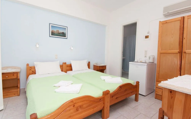 Hotel Marinos