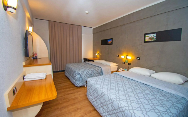H+ Hotel