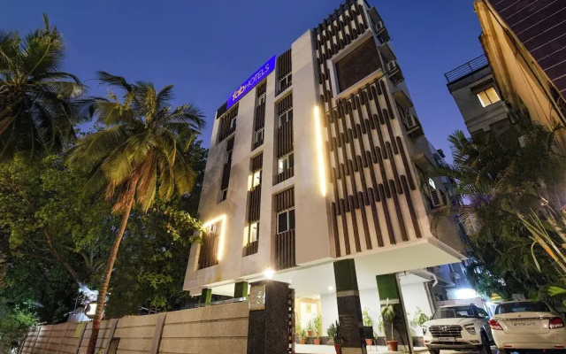 Fabhotel Cinco Primera Nr LV Prasad, Banjara Hills