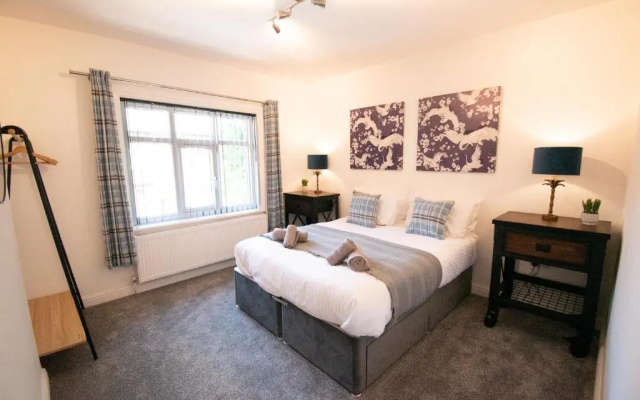 Ideal Lodgings in Bury