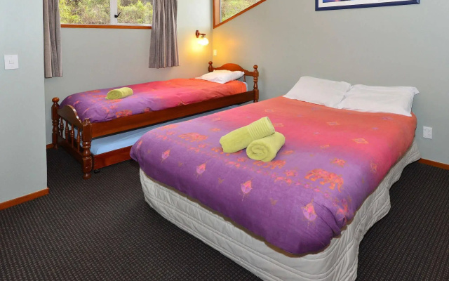 Leith Valley Holiday Park & Motels