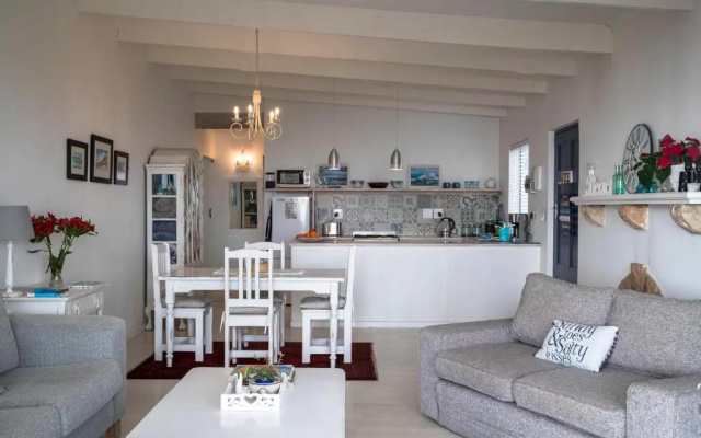 Palm Villa Cottage