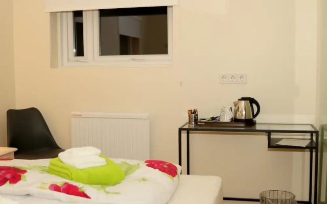 1A Guesthouse