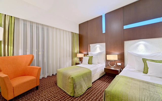 Hotel Cubix