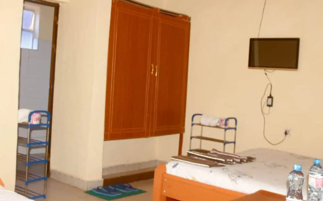 Lapset Hotel