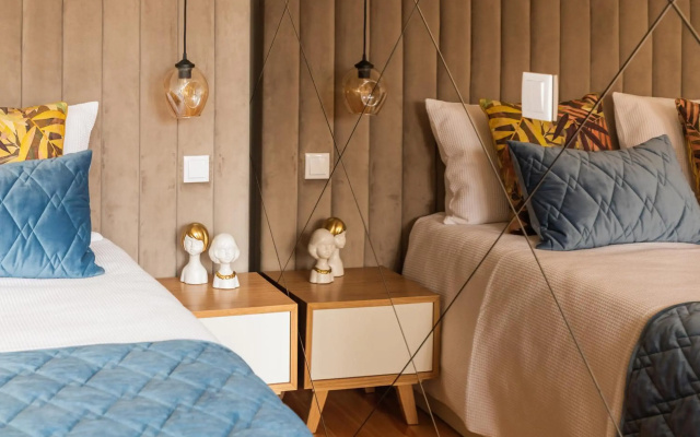 Douro Golden Studio