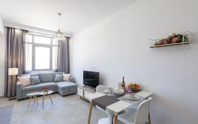 Feidias luxury flat Psyrri square