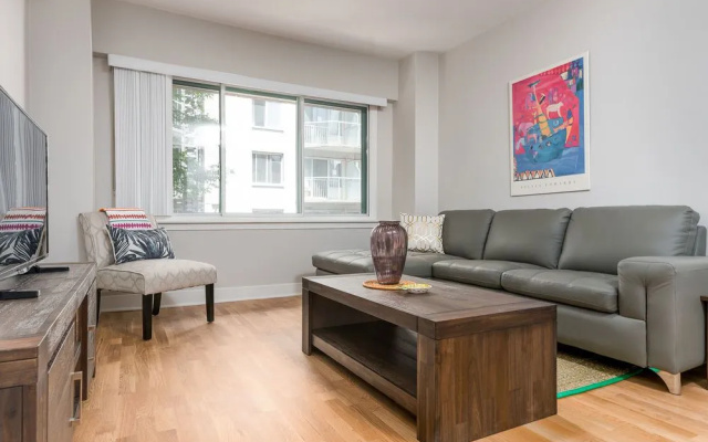 Modern 1BR in Milton Park by Sonder