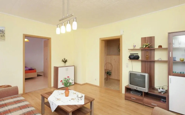 Quaint Apartment in Mittelndorf With Valley View