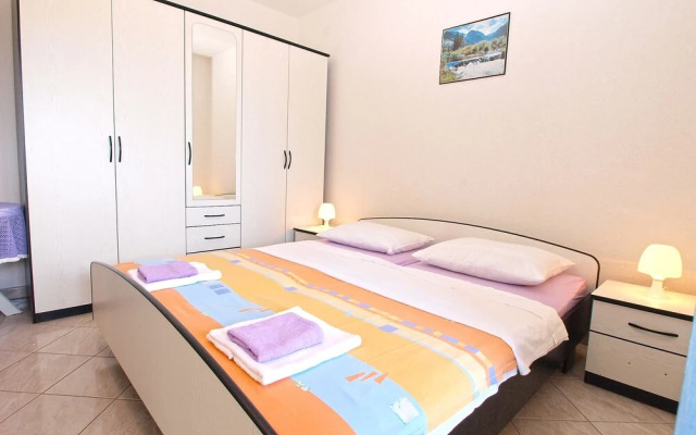 Apartment Mila 395
