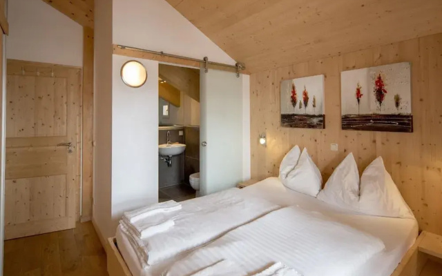 Attractive Chalet With hot tub