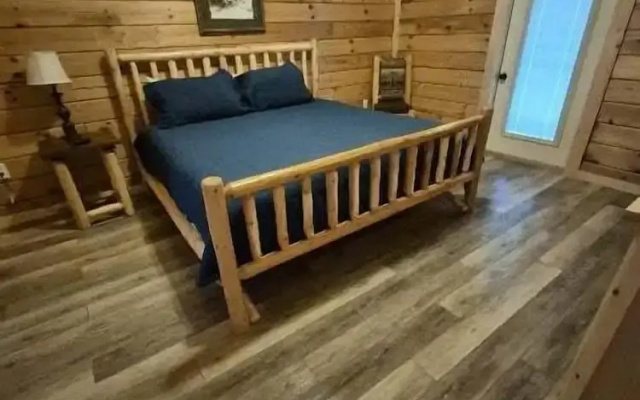 Misty Mountain View - 2 bedroom 2 Cabin
