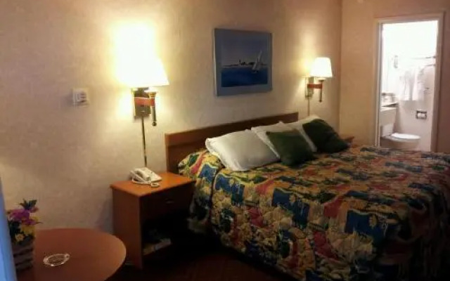 Town House Motel