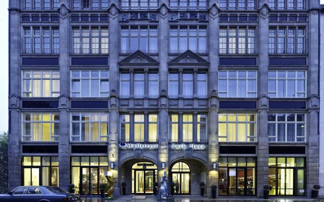 Park Plaza Wallstreet Berlin Mitte Hotel вид на фасад