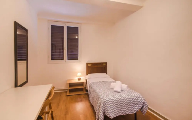 Lovely 4BD Apt 3min Walk to Ponte Vecchio