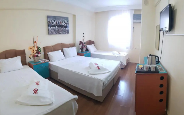 Zeybek Otel