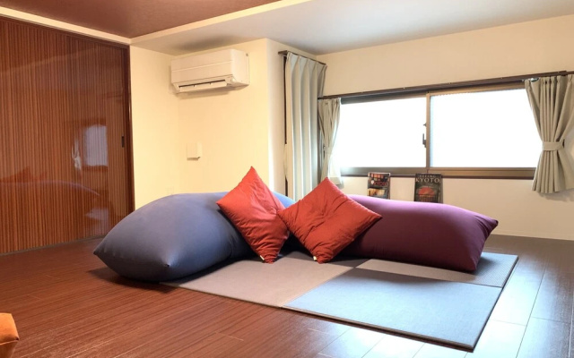 RAKU Hotel