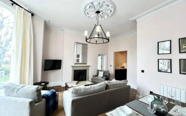 Redland Suites - Apartment 4