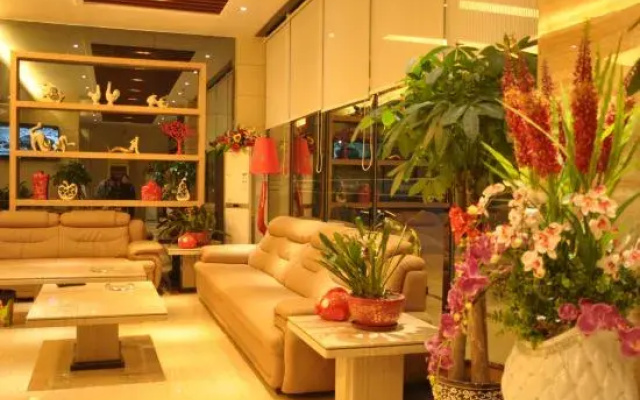 May Flower Fashion Hotel