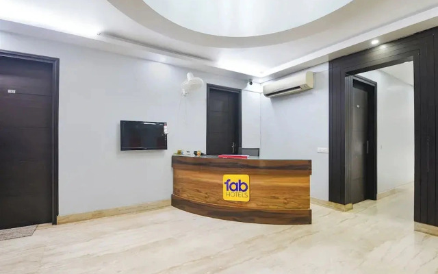 FabHotel AVF Suites - 500 Meters From UNITECH CYBER PARK