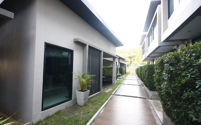 Отель Koh Larn Villa Resort вид на фасад