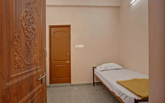 Sri Rugmani Residency by OYO Rooms