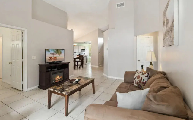 Cozy Home Near Disney!!!