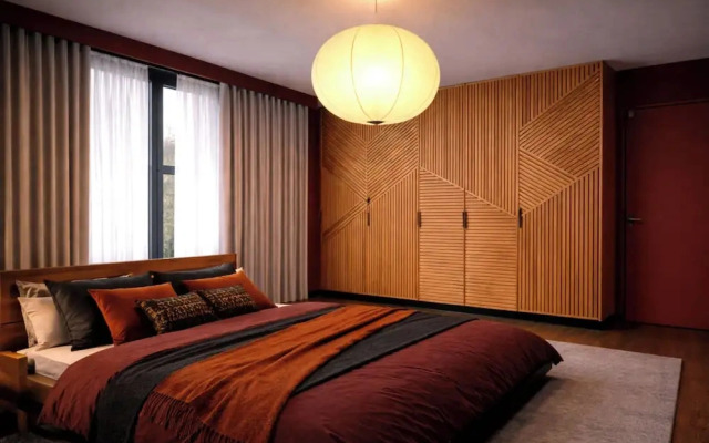Crimson Autumn Suites JP
