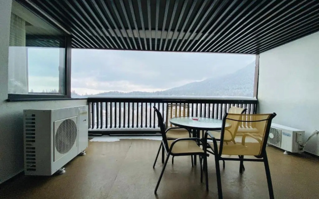 ApartHotel Alpin, etaj 10