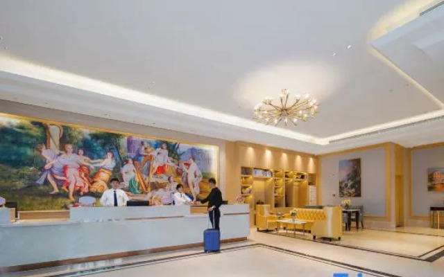 Vienna Hotel (Suzhou Railway Station Port Middle Road)