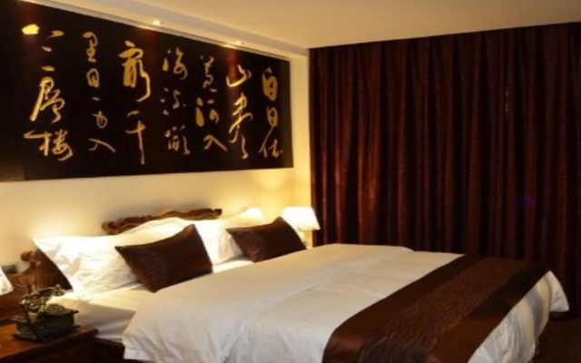Floral Hotel Green Lakeshore