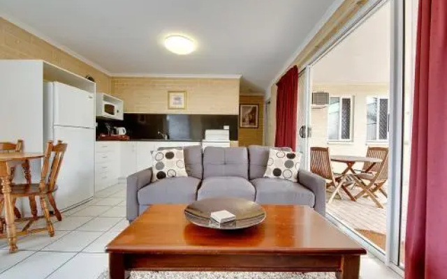 Murray Street Apartments