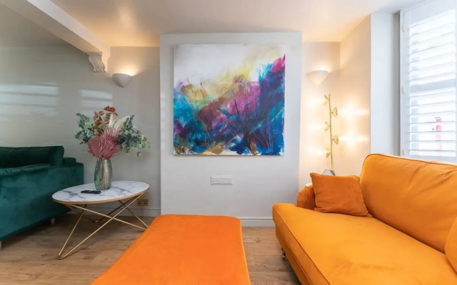 Host Stay Luxe on Margaret Street