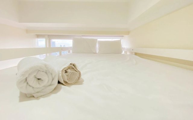 Spacious And Comfort Living 2Br At Menteng Park Apartment