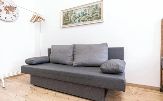 Spacious 5BR Apt Close to Augarten
