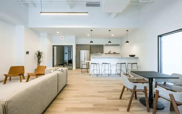 Goose Island Vibe Exclusive Group Urban Escape