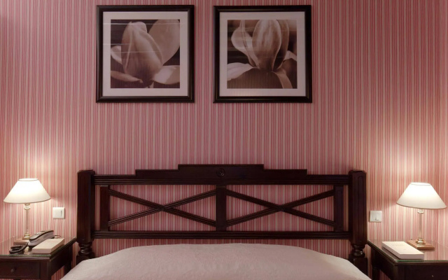 Hotel Beaubourg