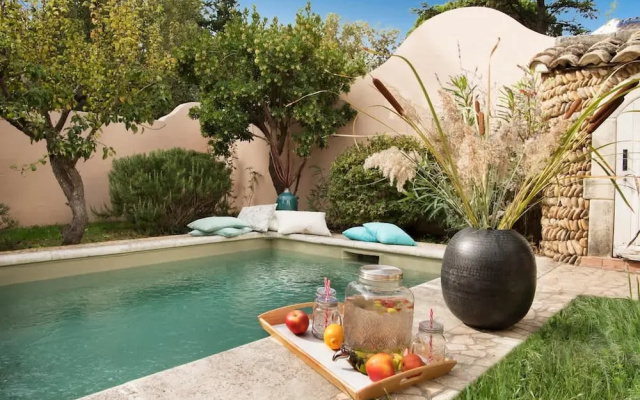 Proven ale House With Pool and spa