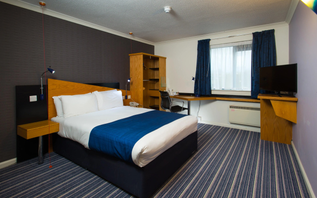 Holiday Inn Express Birmingham Airport NEC by IHG