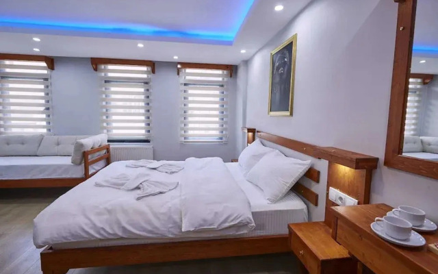 Sabi̇na Hotel Near The Grand Bazaar