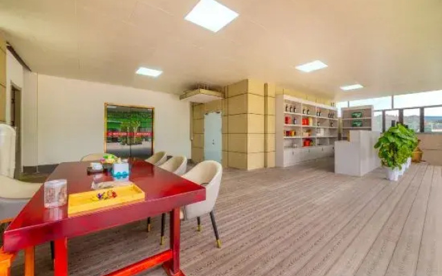Urban Garden Hotel (Shaoguan Qujiang Nanhua Temple Branch)