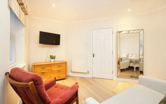 JOIVY Elegant Flat Near Fountain Park