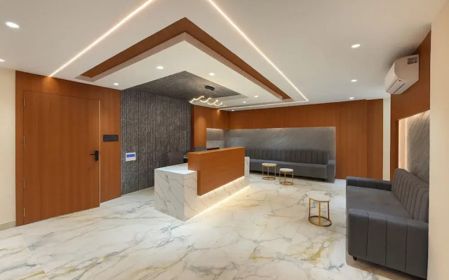 Hotel Rajshree Suites