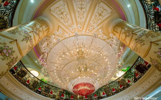 Royal Rose Hotel Abu Dhabi, Curio Collection by Hilton