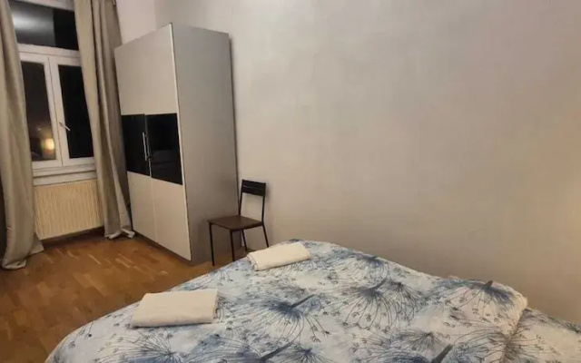 Comfortable 2BR Apt Near Vienna Center