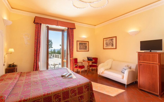Hotel Casafrassi Wine Resort