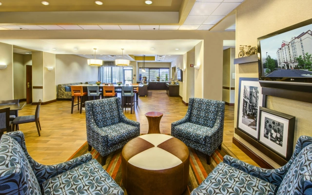 Hampton Inn & Suites Atlanta Galleria
