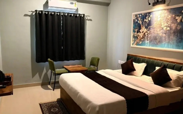 SG Boutique Stay (Near Railway Station)